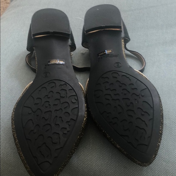 Glitter gold leopard flats - Picture 2 of 4